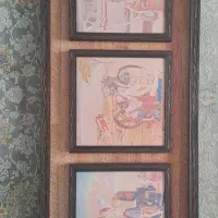 تابلو ، سه قاب کوچک  در یک قاب بزرگ