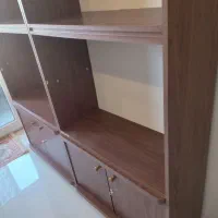 دو عدد کتابخانه