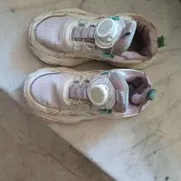 کتانی دخترانه سایز۳۰ کاملا سالم