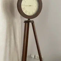 ساعت ایستاده