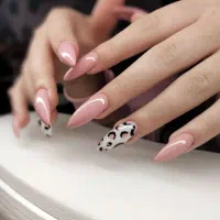 کاشت ناخن تخصصی و حرفه ایی (طلاب)