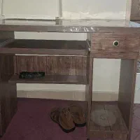 میزکامپیوتر سالم در حدنو