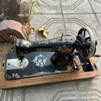 چرخ خیاطی قدیمی