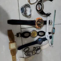 تعدادی ساعت مردانه وزنانه