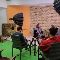 تیم ادمین و تولید محتوای حرفه ای