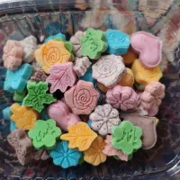 قندهای رنگی و گیاهی