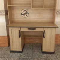 فروش فوری میزتحریر و کامپیوتر حرفه ایی