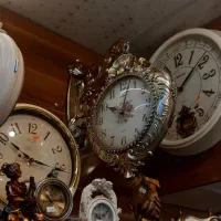 فروش عمده انواع ساعت های دیواری با ۱۵ درصد تخفیف