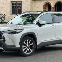 تویوتا کرولا کراس فول آپشن