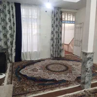 ۶۰متر غرق در نور. ویلایی تمیز  بدون خرج(قیمت عالی)