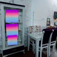 ویترین سفید بنفش