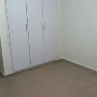 فروش خونه طبقه بالا همرا با مغازه