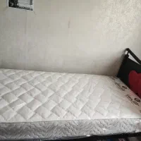 تخت یک نفره