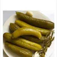 خیار شور ترد و تازه