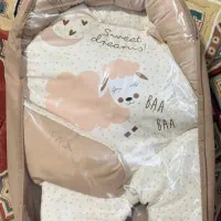 آغوشی نوزاد