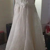 اجاره لباس عروس شیک فقط یک بار پوشیده شده