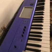 سینت korg krome