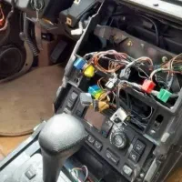 باطری سازی سیار روشن کردن خودرو در محل