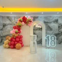 اجرای بادکنک ارایی و گل ارایی و اجاره دکور تولد