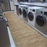 فروشنده فروشگاه