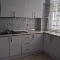 85متر / دو خواب / طبقه سوم واقعی/ چهارباغ غربی