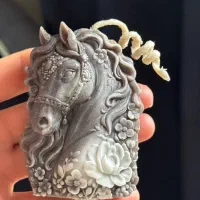 هیما  و تخم مرغ