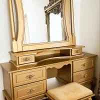 میز آرایش