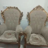 مبلمان سلطنتی نیاز به تعمیر