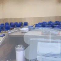 مدرس زبان انگلیسی