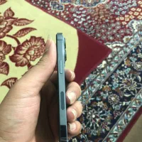 ۱۳پرو لاکاغذ
