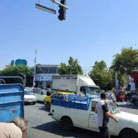 فروش ملک تجاری۳دهنه۷۰متر ارزنده درقلب پانزده خرداد