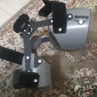 زانوبند اتل دار فلزی بعد از جراحی