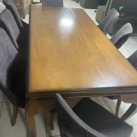 میز ناهار خوری همراه با صندلی