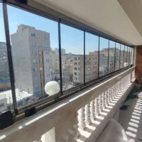 خدمات بالکن شیشه ای آکاردونی