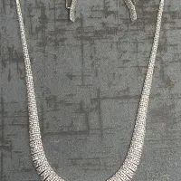 گردنبند و گوشواره طلا