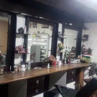 تعدادی لوازم ارایشگاهی