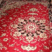 فرش ماشینی قرمز