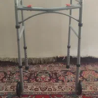 واکر تاشو چرخ دار