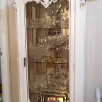 ویترین چوبی منبت کاری شده
