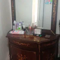 اینه و کنسول