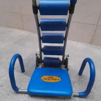 صندلی درازونشست تمیز وسالم