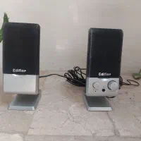 اسپیکر با صدای قوی و سیم بلند
