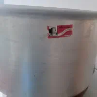 فروش یک قابلمه نوی بزرگ