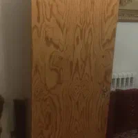کمد ایستاده