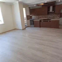 ۱۰۰ متری /دوخواب / بدون یک سانت پرتی
