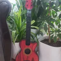 گیتار بچگانه
