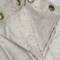 شال کنار پرده