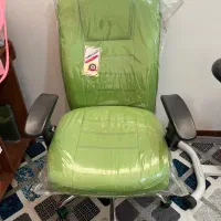 صندلی چرخدار کاملا نو