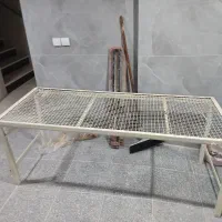 زیر تختی