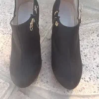 کفش زنانه سالم و تمیز